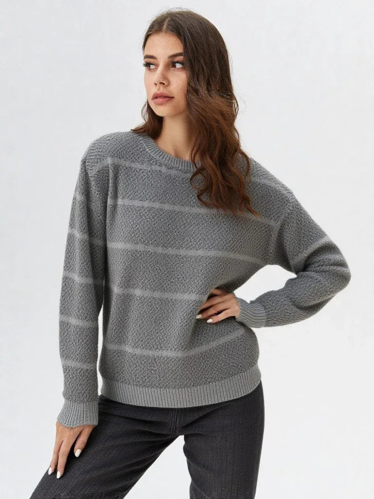 0425 Ladies Web Jacquard 100% Baby Alpaca  O Neck Sweater Mid Grey